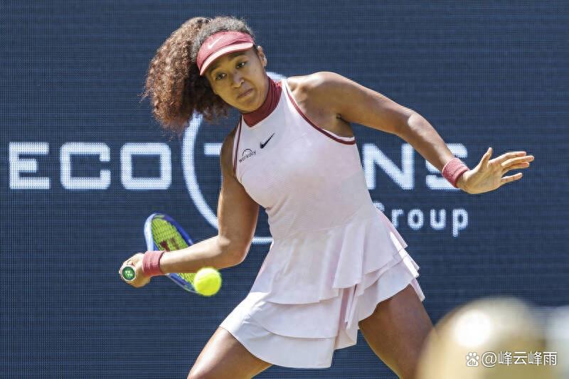  歪把子机枪射击视频 